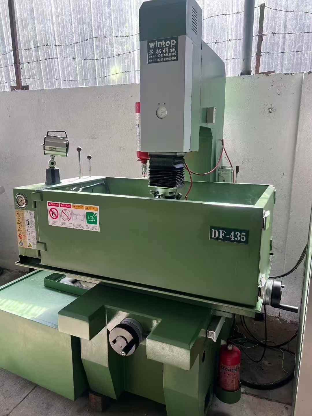 Taiyi Yingtu 435, original equipment, original paint.