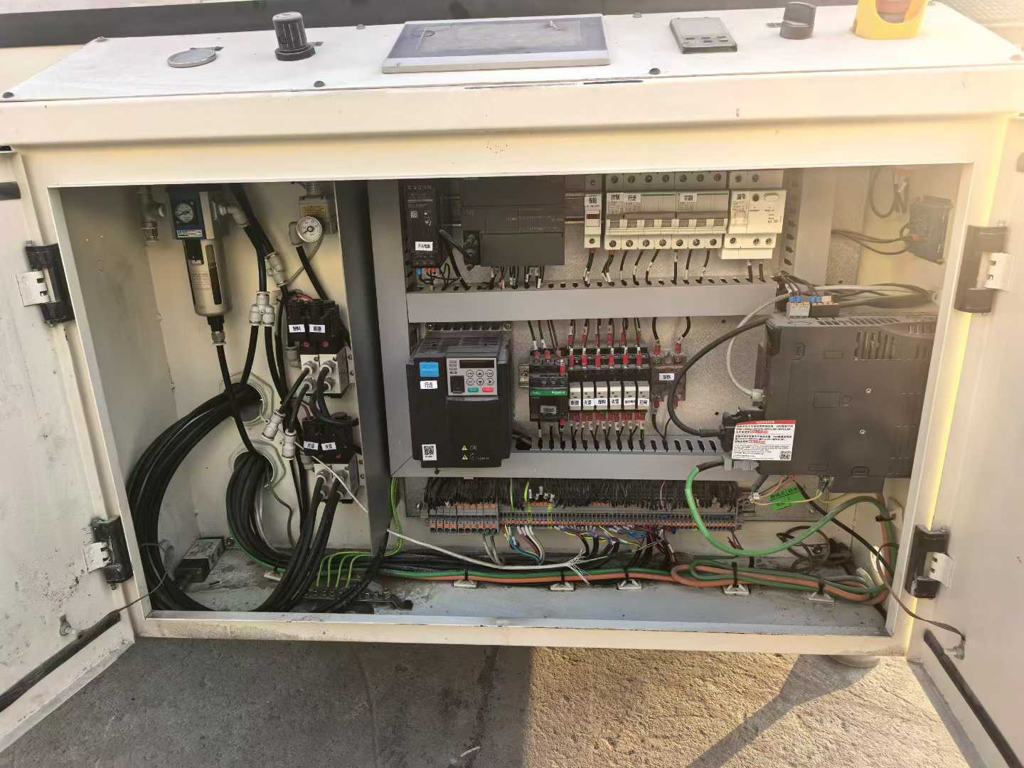 23-year-old Tongda 50-110 non-shear cutting machine.