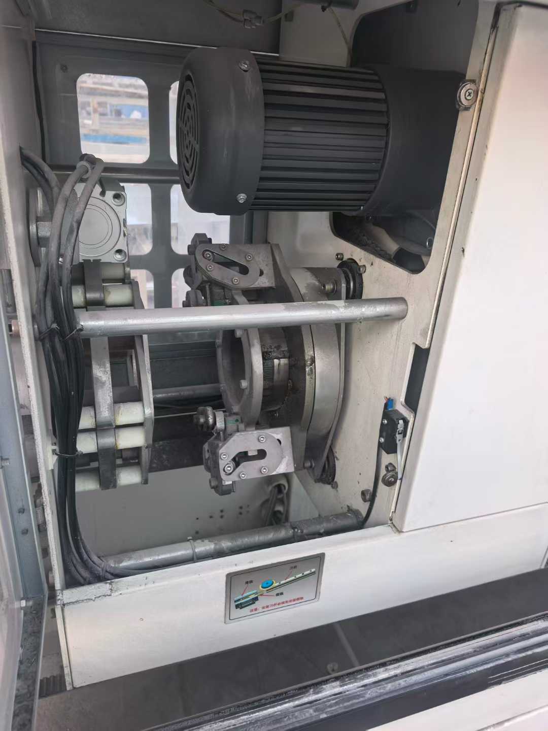 23-year-old Tongda 50-110 non-shear cutting machine.