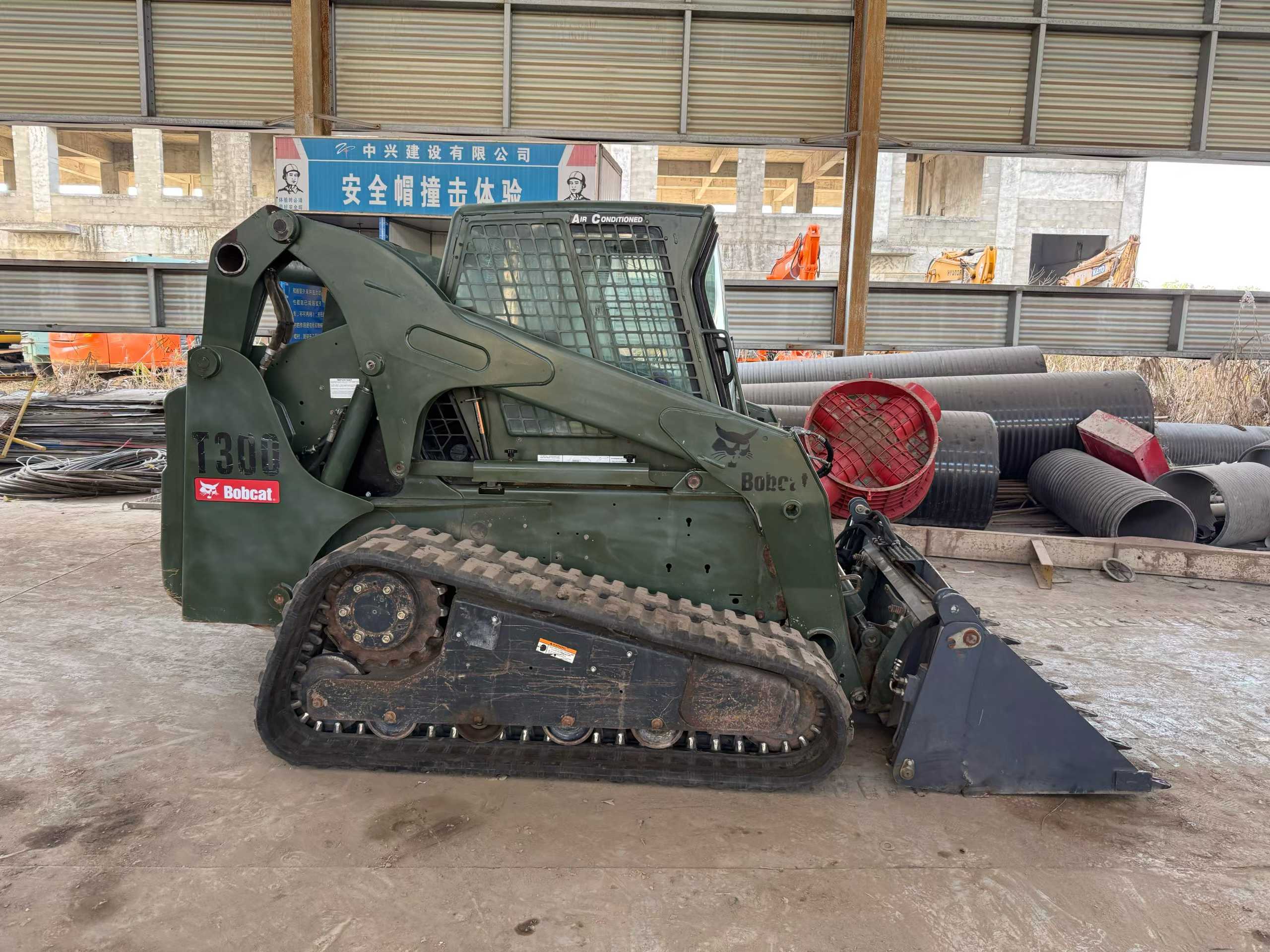 Original American import, Bobcat Mountain Cat T300 multi-function tracked skid-steer loader.
