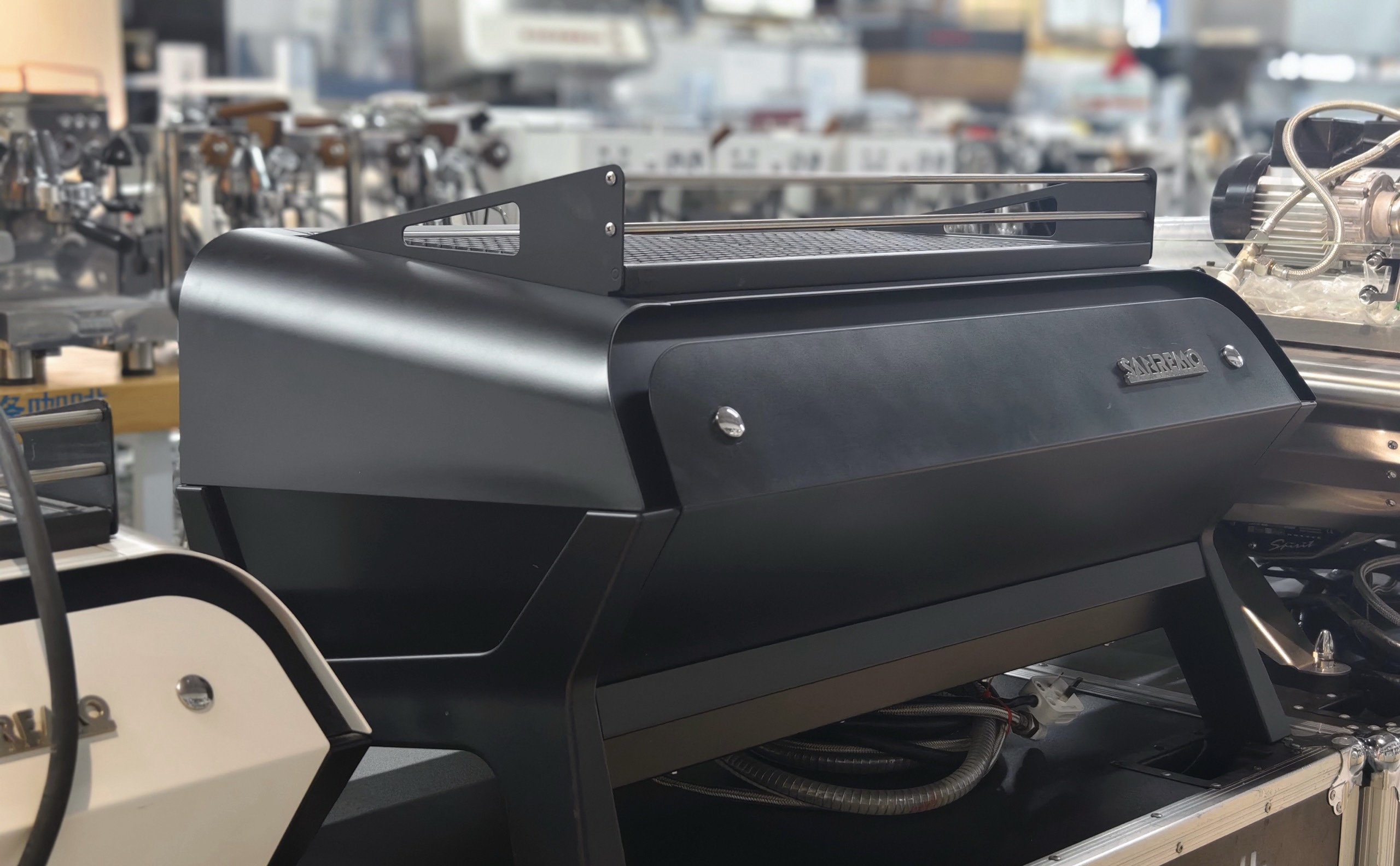 Seremon F18 coffee machine.