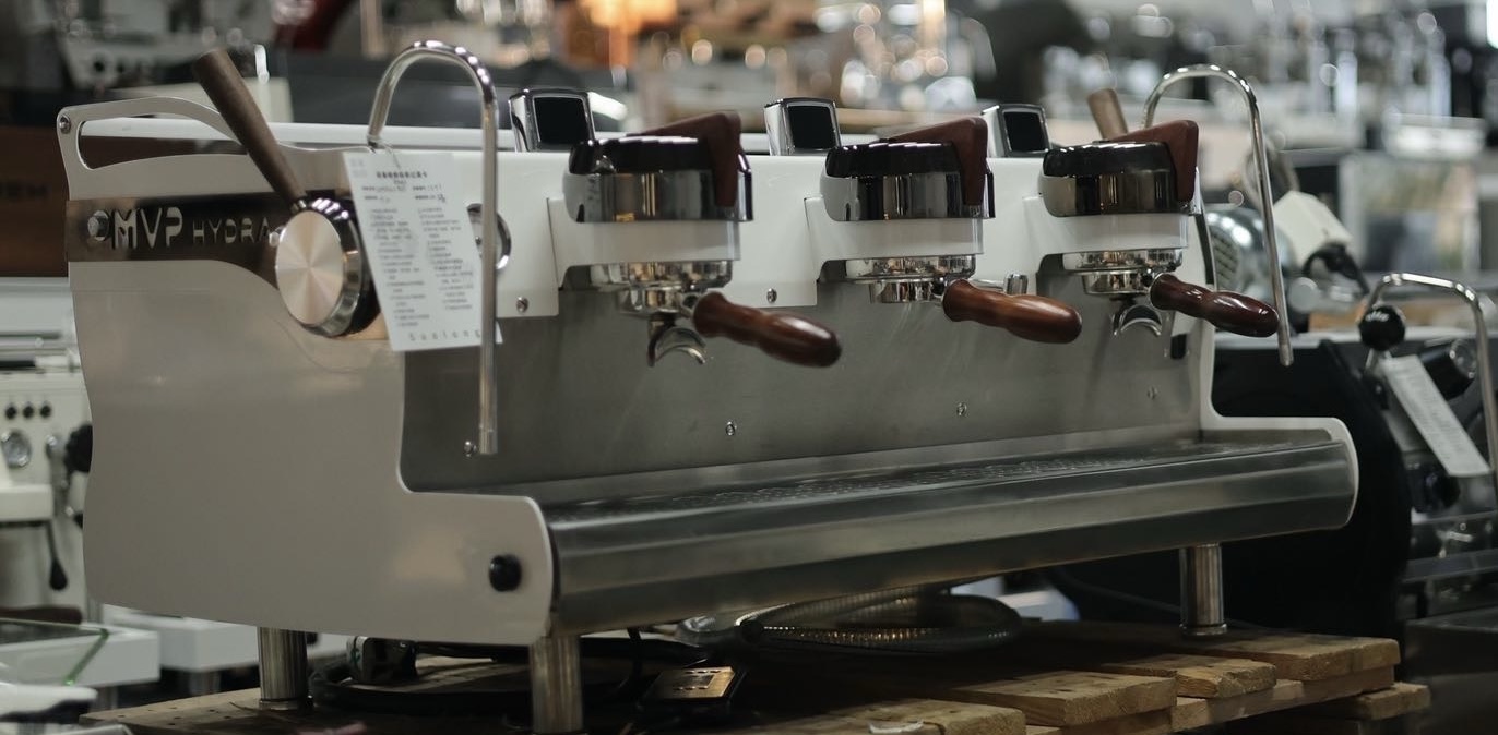 American-imported Synesso coffee machine!