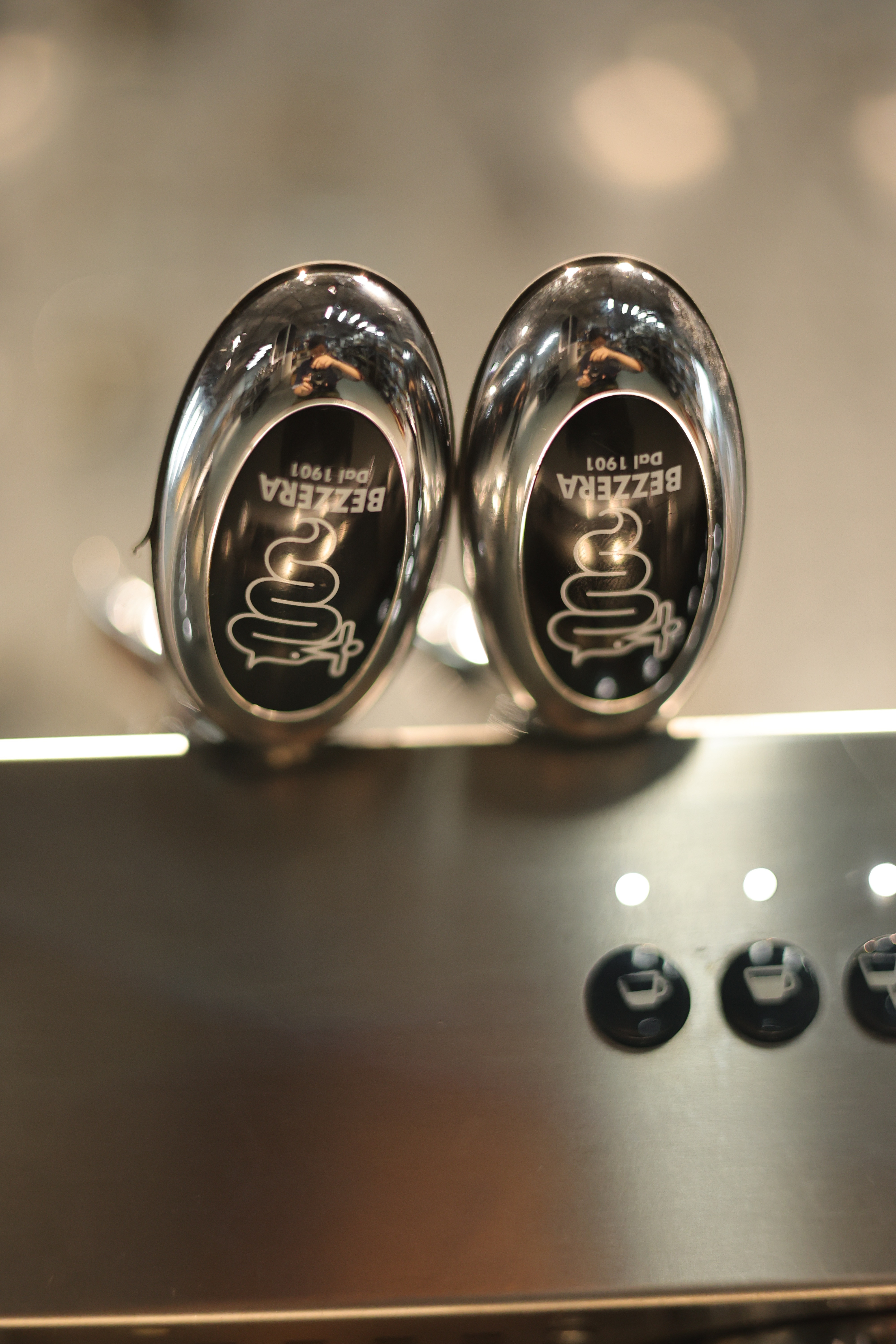 2021, the Bezzera b2016 coffee machine!