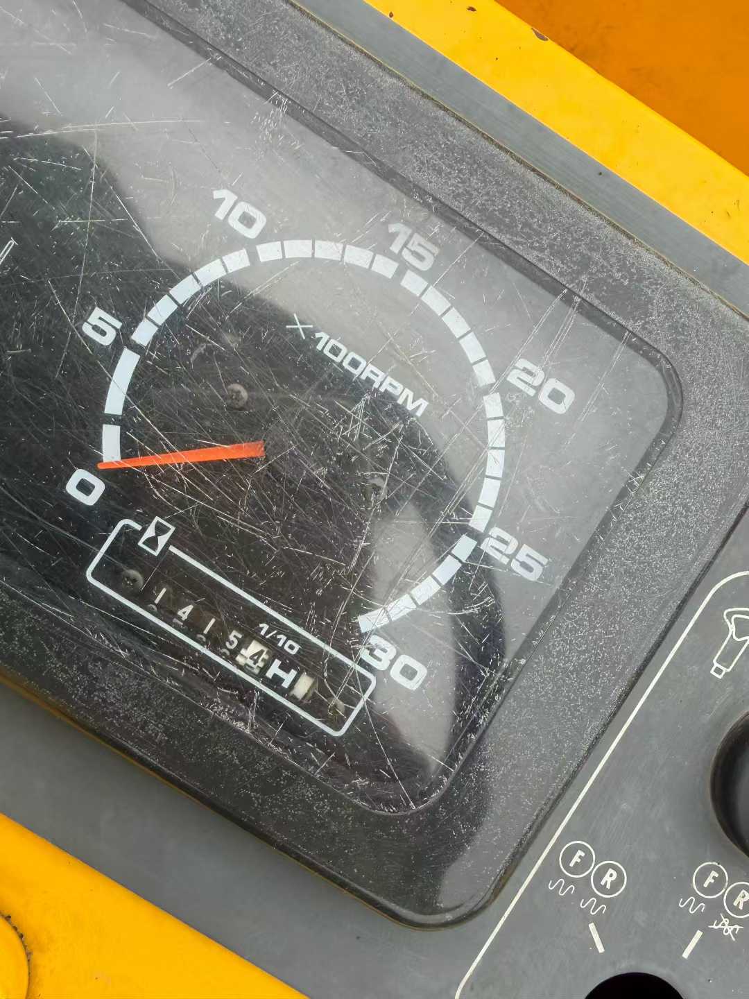 Purely imported Shui Jing SW330 mini roller, 3 tons, fully hydraulic, dual-drive, dual-vibration, operating for 1415 hours.