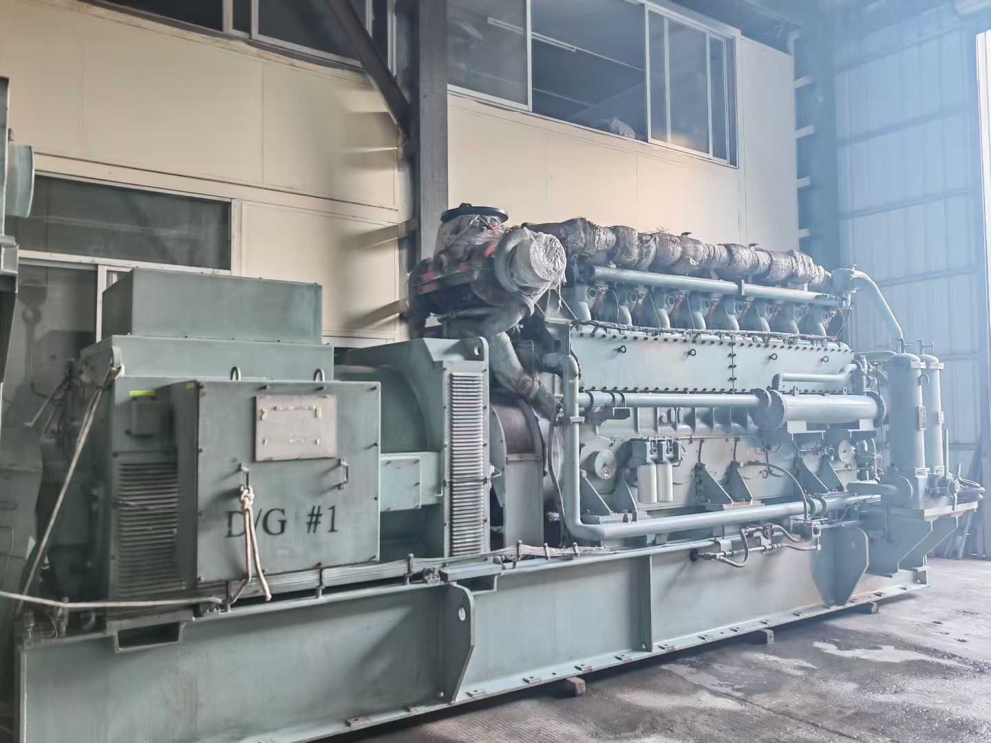 Mitsubishi medium-speed engine, S8U.