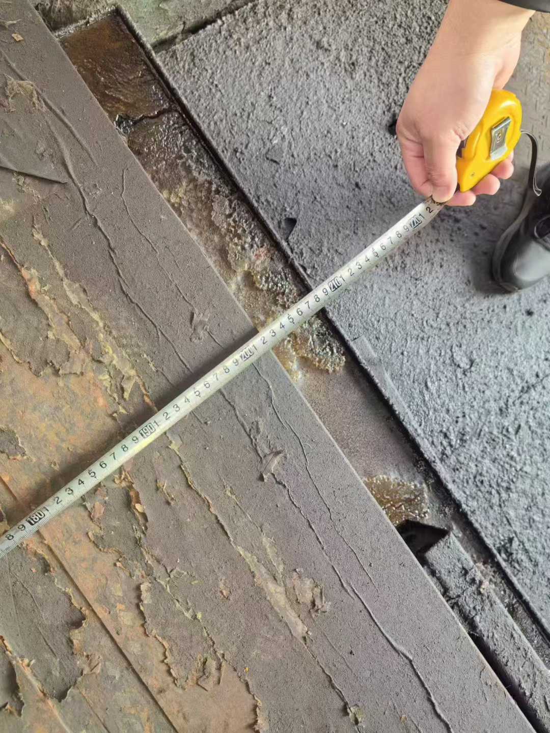 Russian 8-meter gear rolling machine.