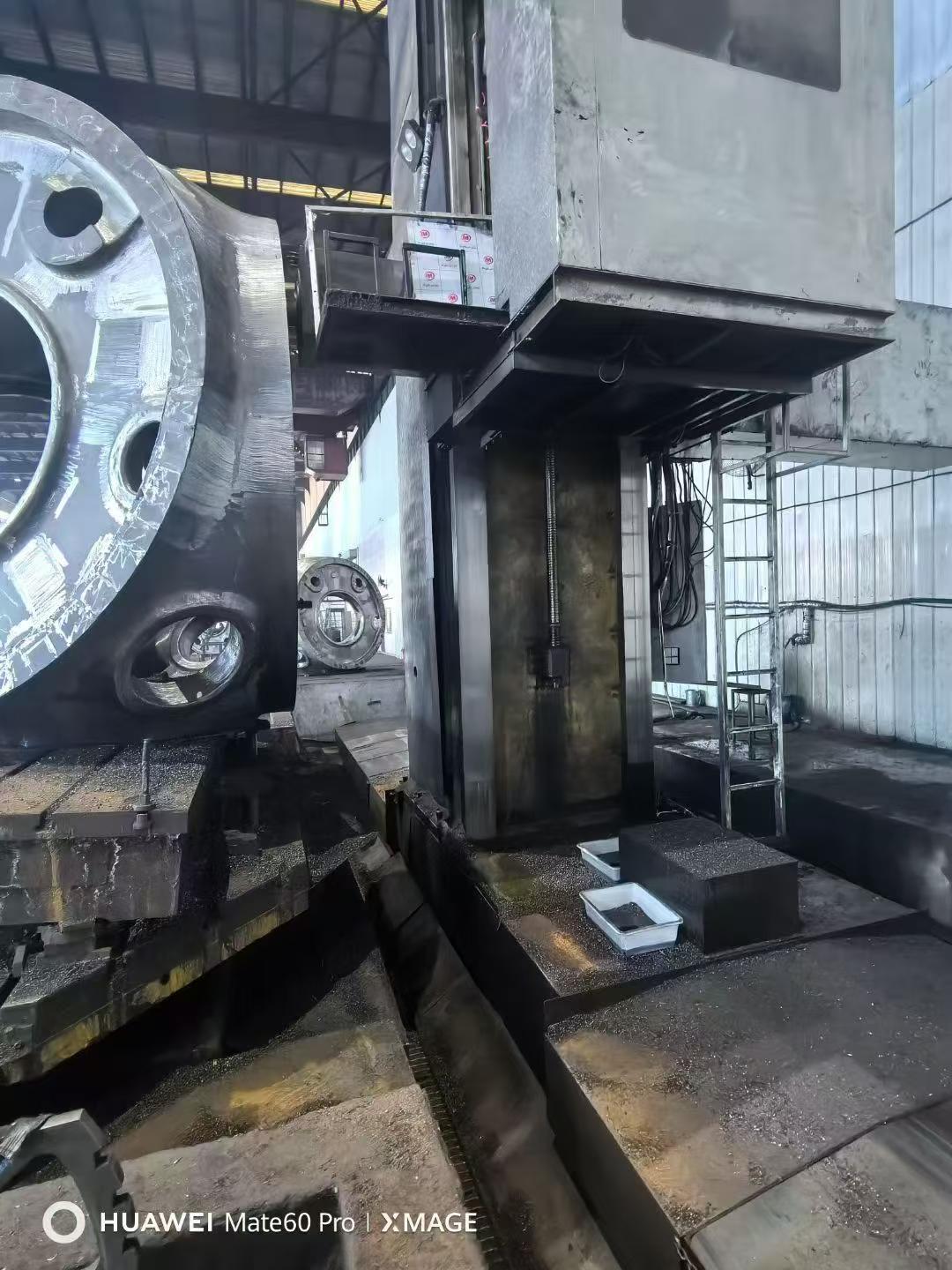 6920 CNC boring machine, height 6.5 meters, length 10 meters, return table 5/5 meters.