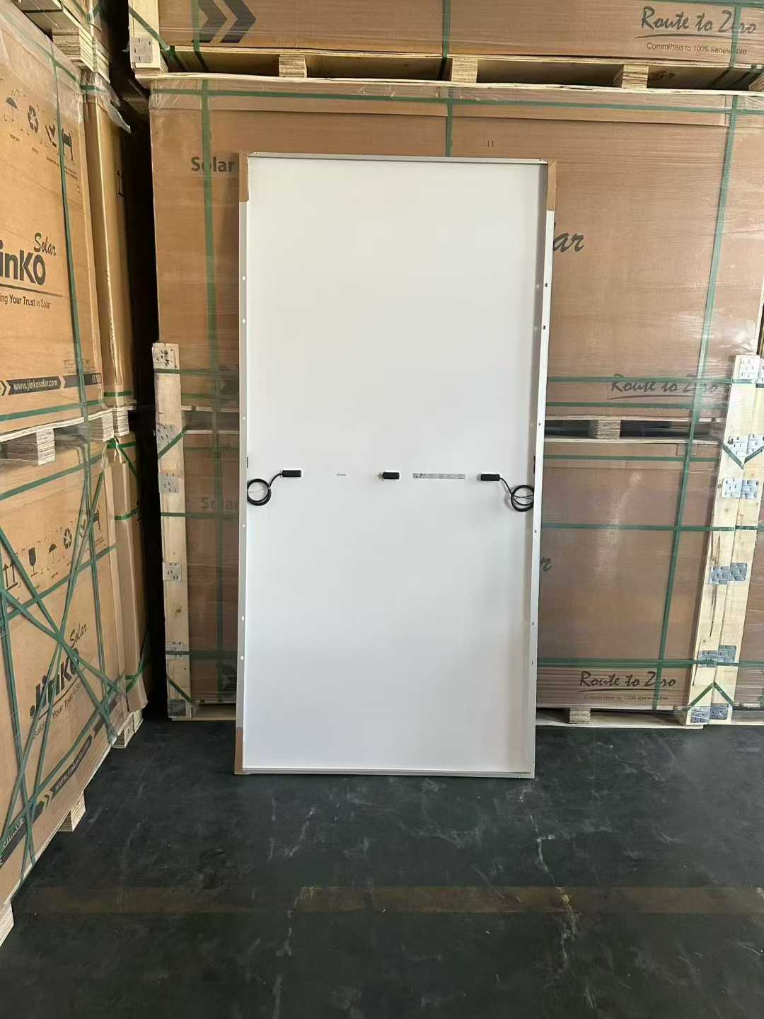 Jinko Single-Sided Grade A 585/595, English Long Wavelength.